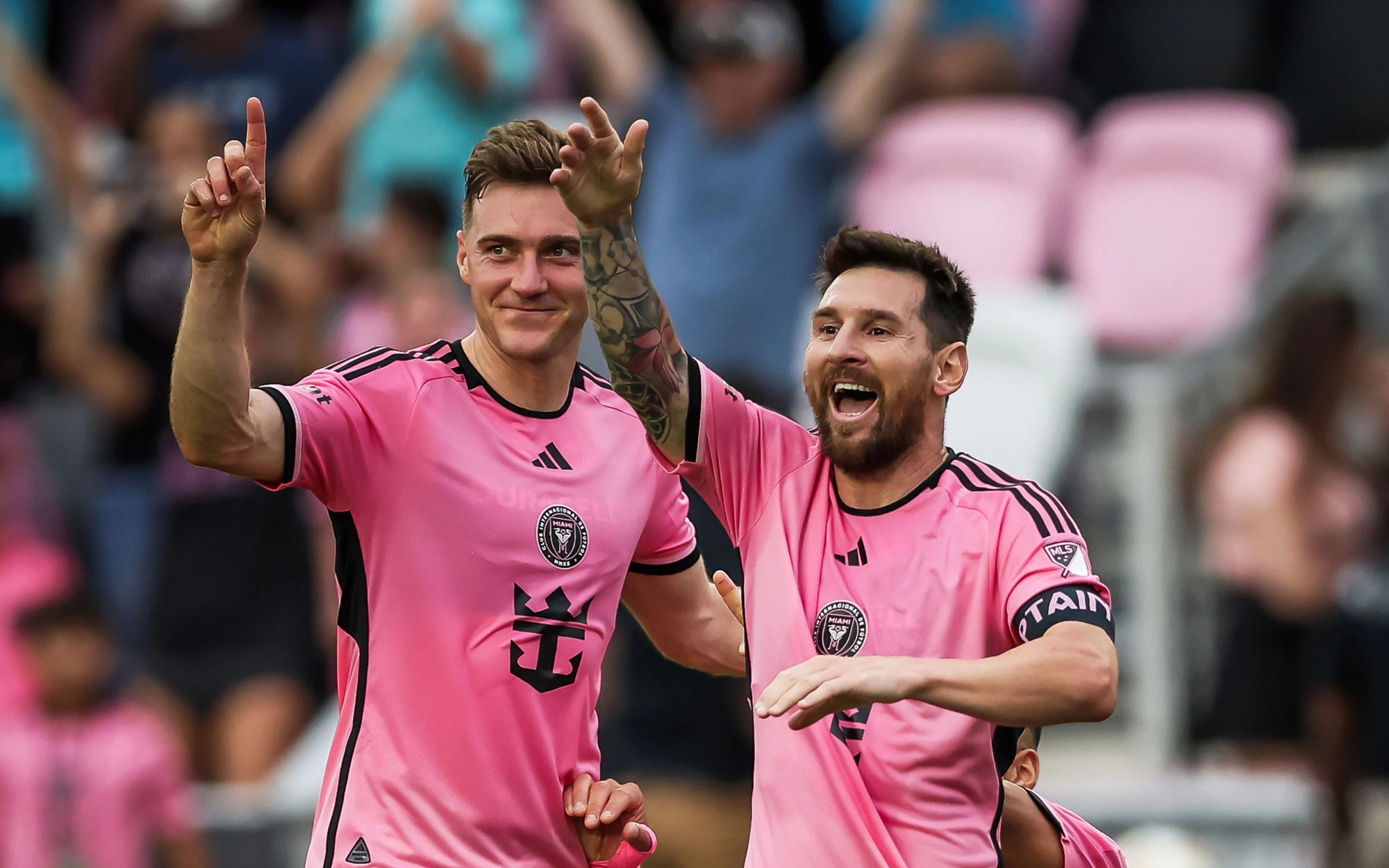 Inter Miami lại thắng, Messi tạo cột mốc mới và vượt Ronaldo