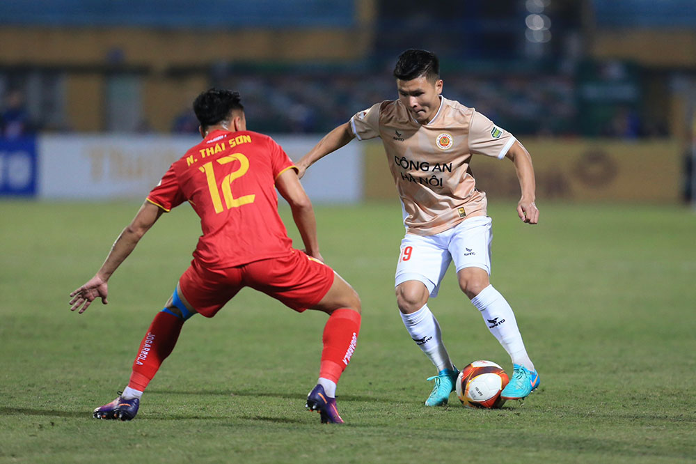 V-League hứa hẹn kịch tính trong ngày trở lại thi đấu- Ảnh 1.