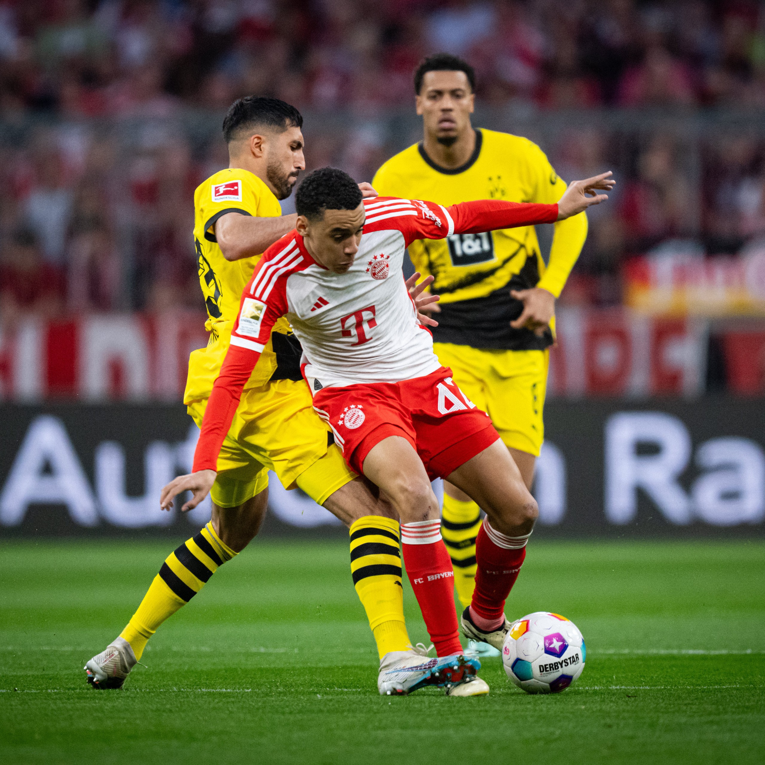 Thất bại tại Der Klassiker, Bayern Munich tự đ&oacute;ng c&aacute;nh cửa v&ocirc; địch Bundesliga- Ảnh 1.