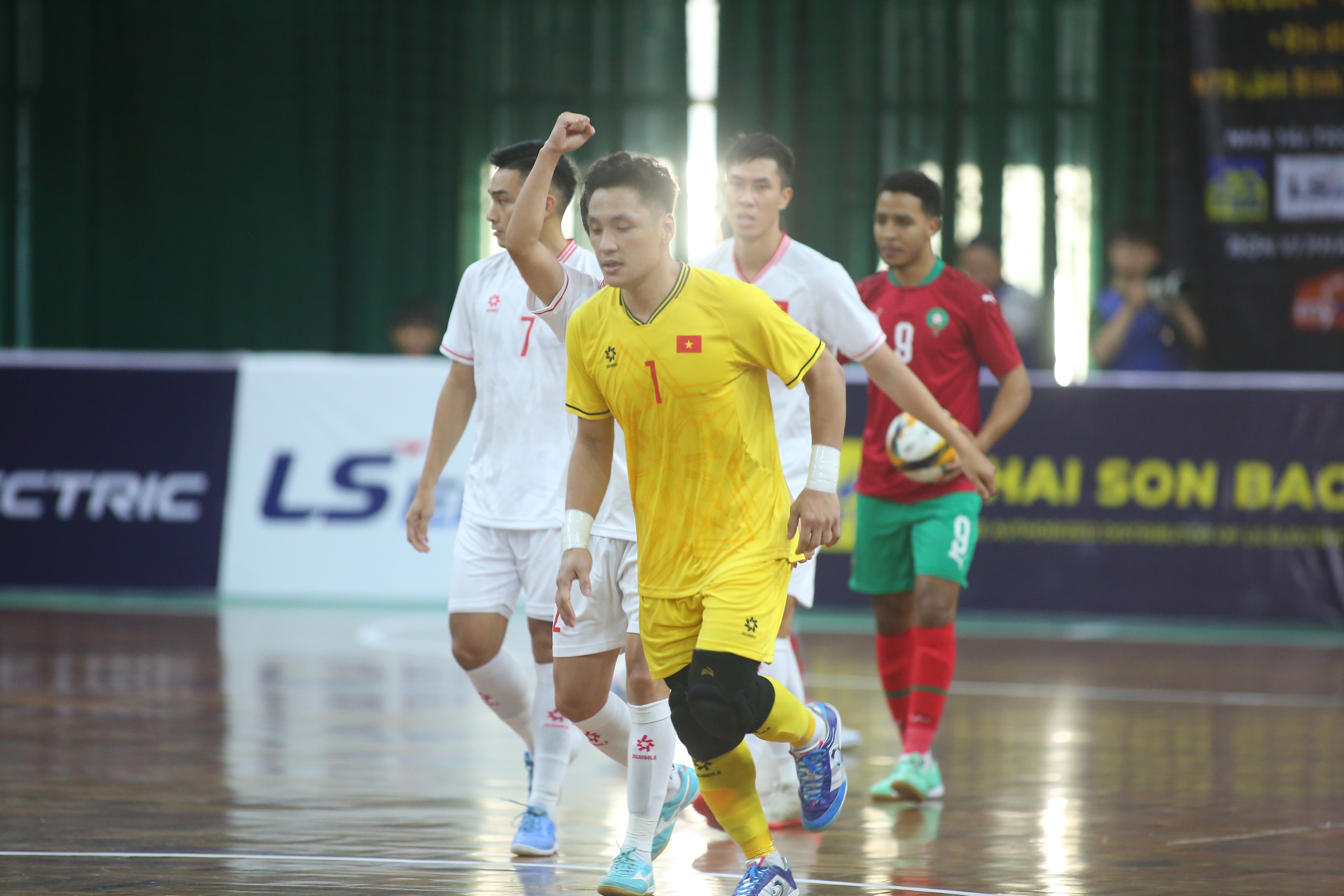 Tuyển futsal Việt Nam xuất sắc cầm h&ograve;a đội hạng 8 thế giới- Ảnh 2.