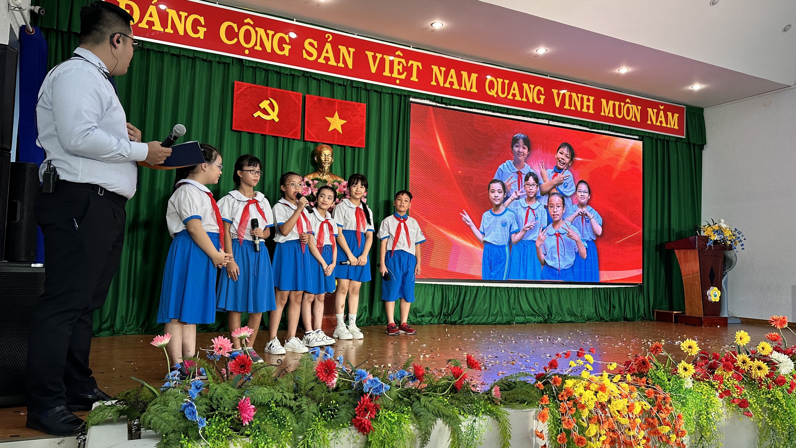 Học sinh TP HCM kể 
