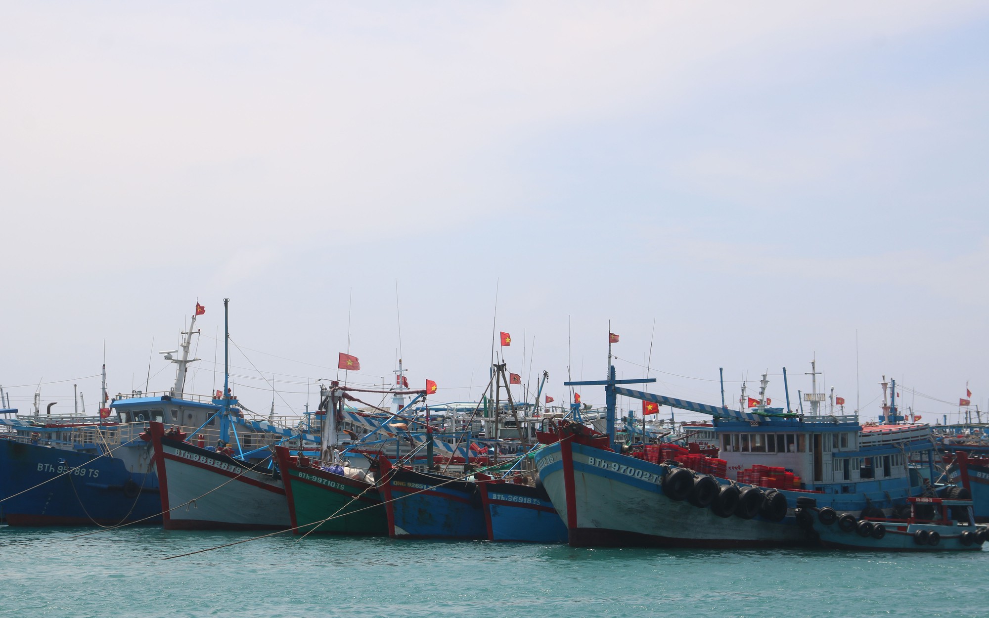"Cánh tay nối dài" của huyện đảo Phú Quý