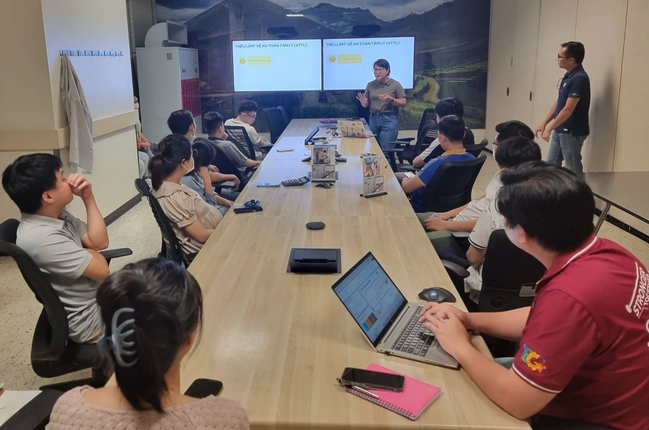 T&aacute;c hại kh&oacute; lường của việc sử dụng &ldquo;của c&ocirc;ng&rdquo; th&agrave;nh &ldquo;của ri&ecirc;ng&rdquo;- Ảnh 1.
