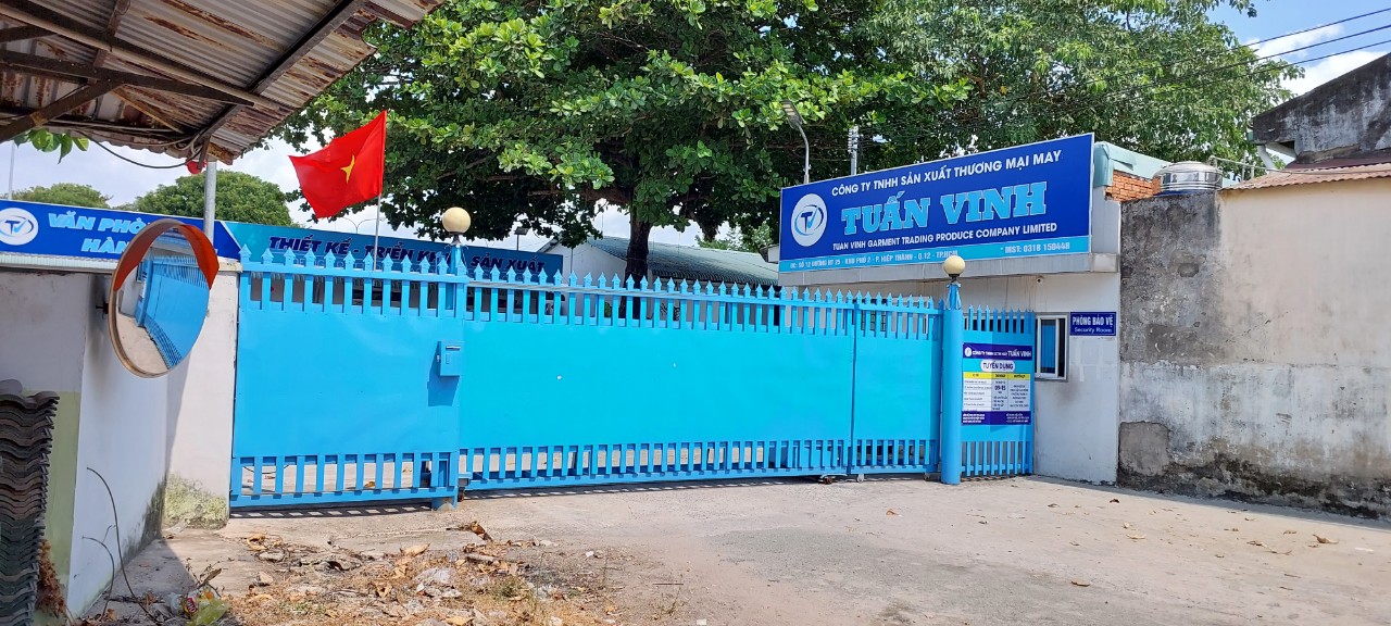 Bị nợ lương gần 1,3 tỉ đồng người lao động mới biết &ocirc;ng chủ l&agrave; bảo vệ, người b&aacute;n căn tin- Ảnh 1.