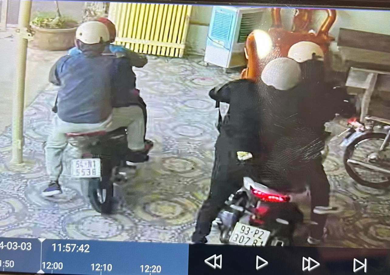 C&ocirc;ng an đ&atilde; x&aacute;c định nhiều manh mối về nh&oacute;m nghi phạm cướp tiệm v&agrave;ng ở B&igrave;nh Dương- Ảnh 1.