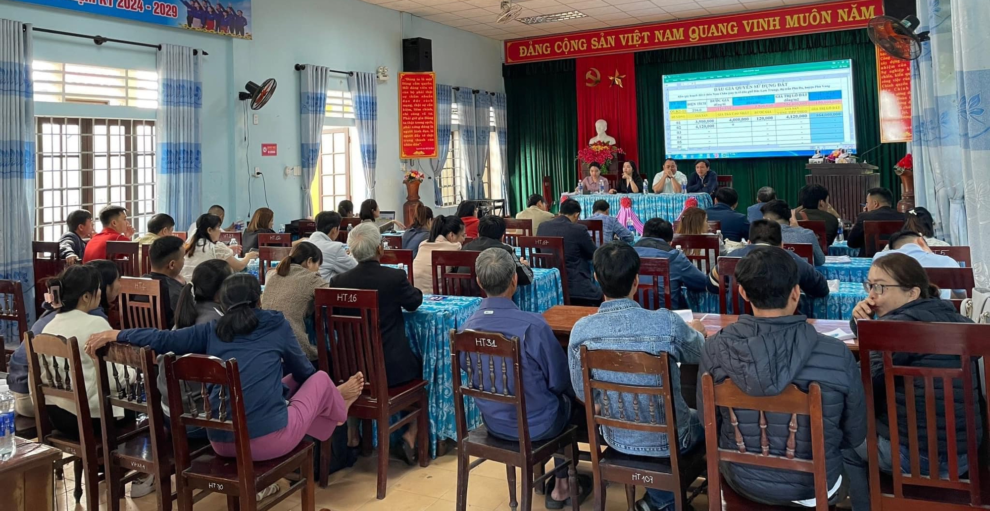D&acirc;n bất động sản 