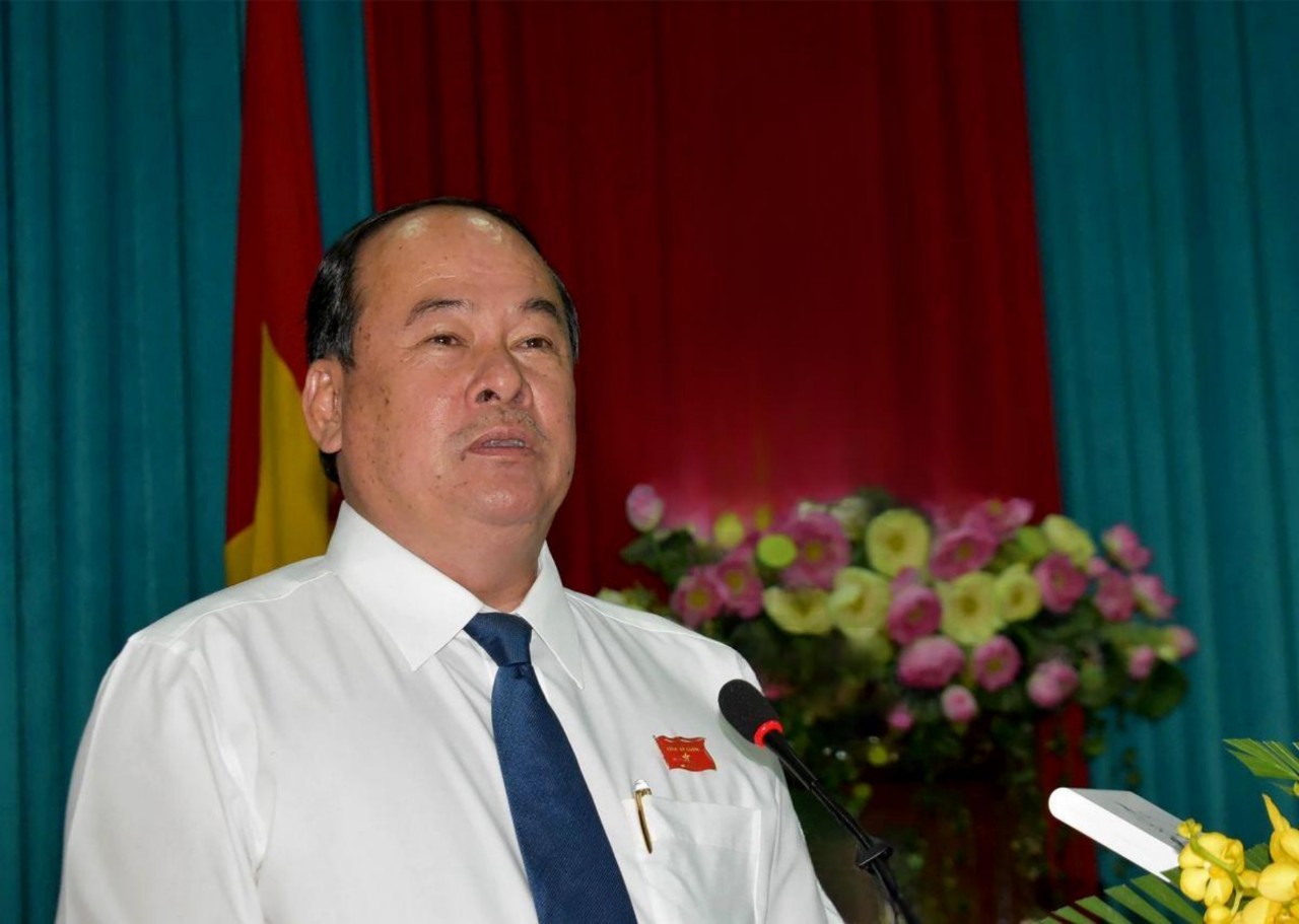 B&atilde;i nhiệm chức Chủ tịch UBND tỉnh An Giang với &ocirc;ng Nguyễn Thanh B&igrave;nh - Ảnh 1.
