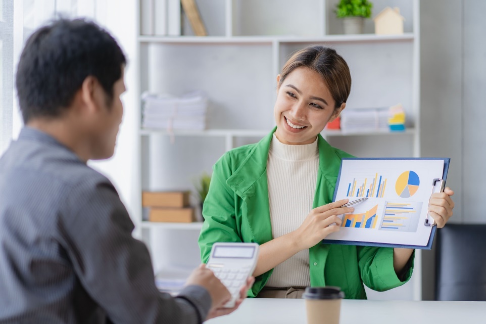 Doanh nghiệp bảo hiểm đổi mới, niềm tin khách hàng dần trở lại- Ảnh 1.