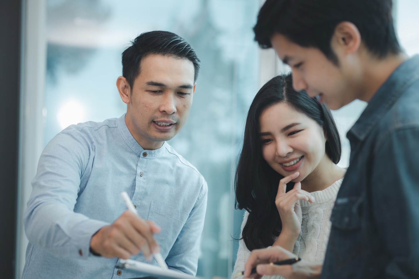 Doanh nghiệp bảo hiểm đổi mới, niềm tin khách hàng dần trở lại- Ảnh 2.