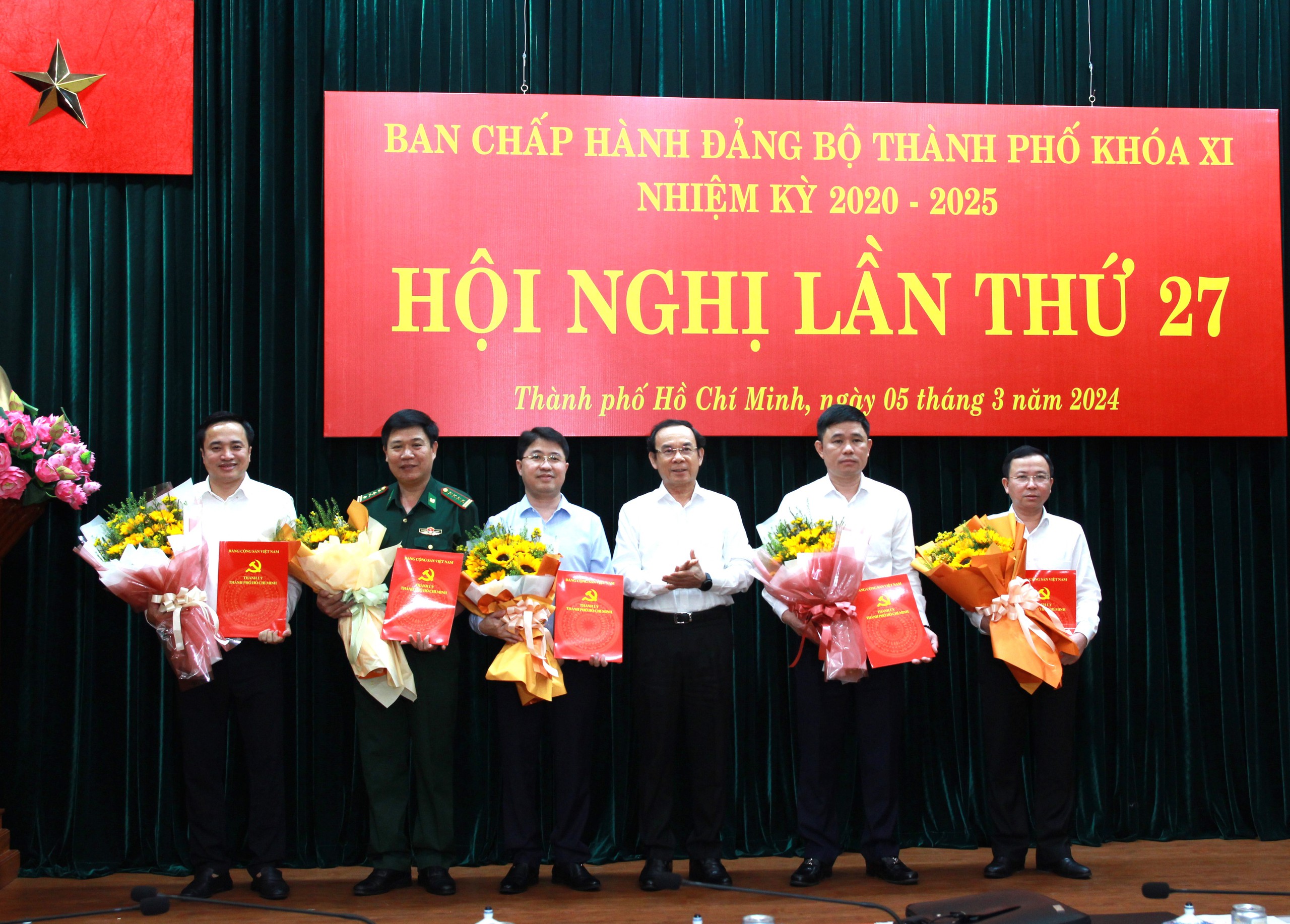 TP HCM có thêm 5 Thành ủy viên- Ảnh 1.