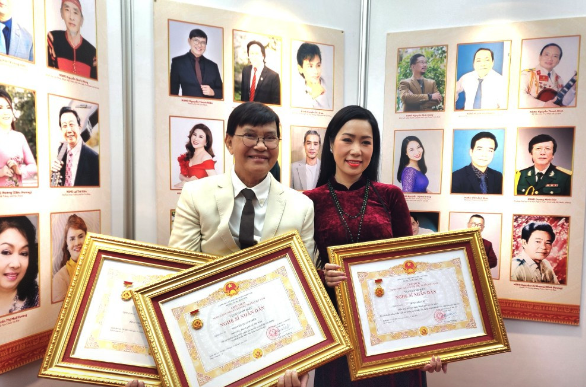 Chủ tịch nước đề nghị c&oacute; ch&iacute;nh s&aacute;ch để c&aacute;c nghệ sĩ c&oacute; thể sống được bằng nghề- Ảnh 9.