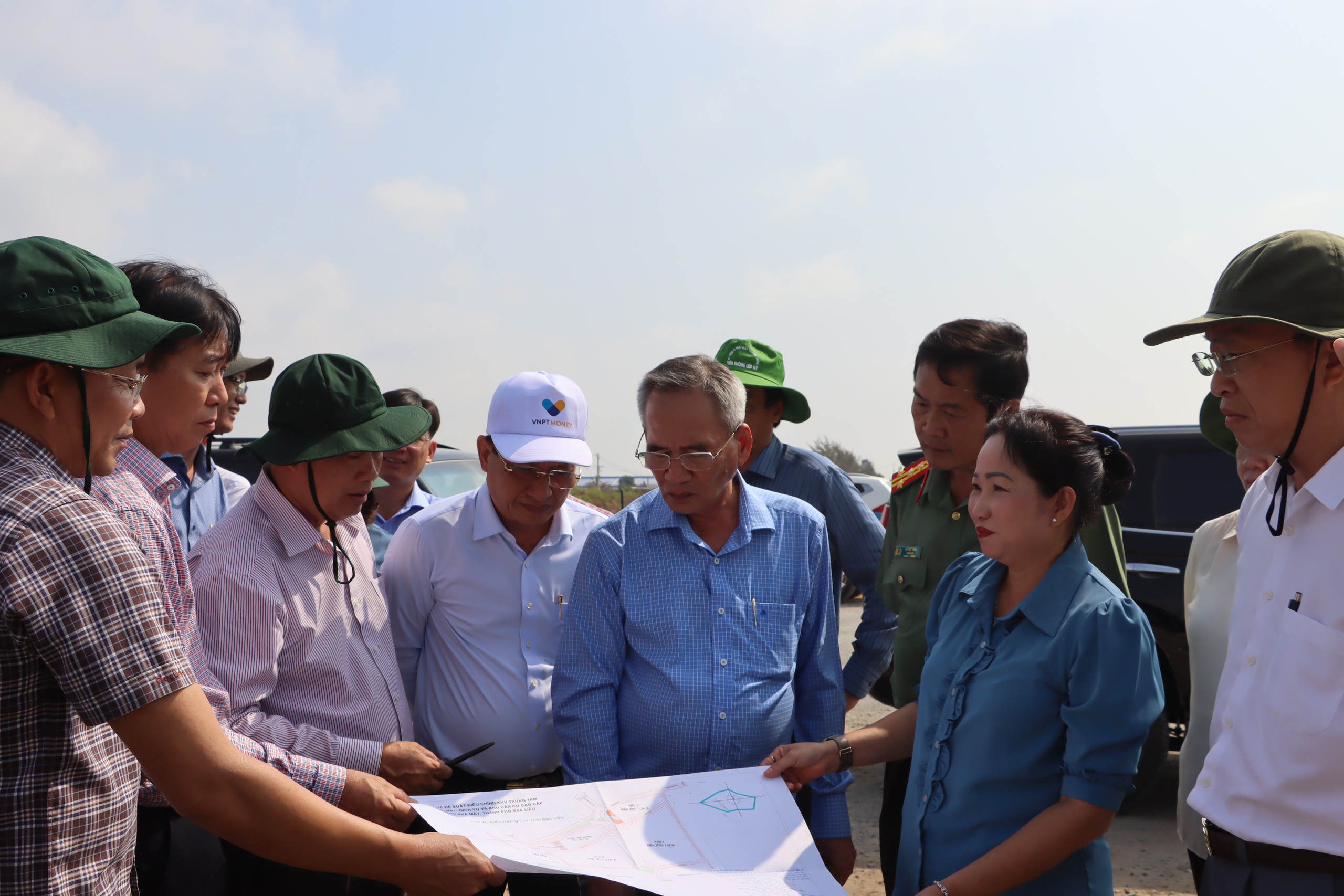 Bí thư, Chủ tịch tỉnh Bạc Liêu ra