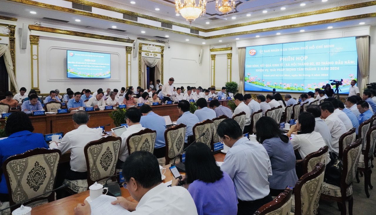 Chủ tịch UBND TP HCM: Xử l&yacute; nghi&ecirc;m nh&agrave; thầu yếu k&eacute;m- Ảnh 1.