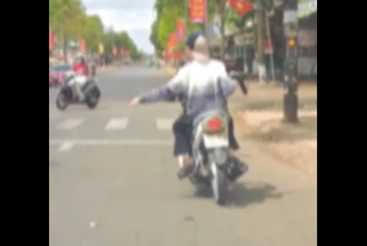 Thực hư thiếu niên mang
