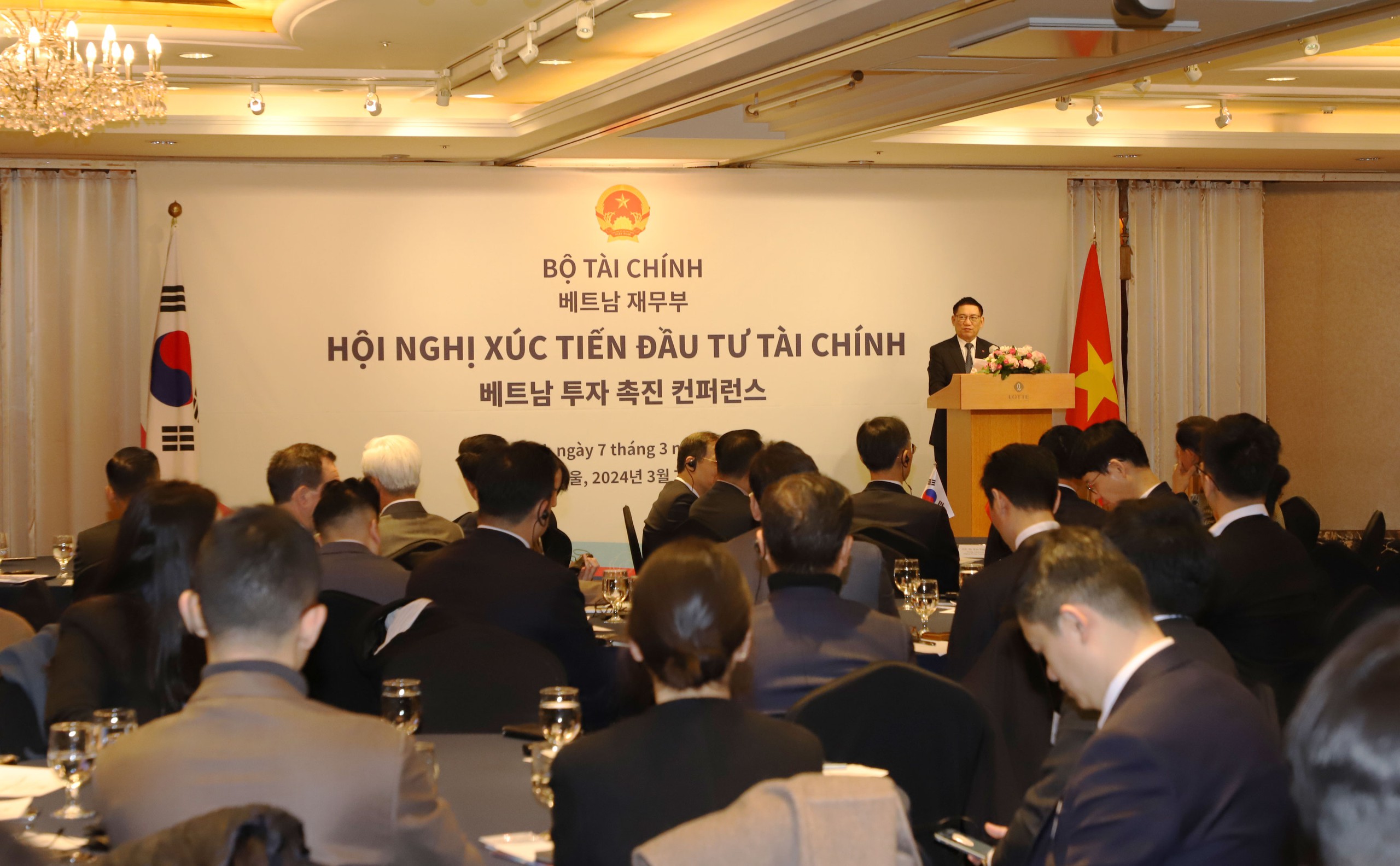 Đoàn công tác Bộ Tài chính xúc tiến đầu tư chứng khoán ở Hàn Quốc- Ảnh 2.