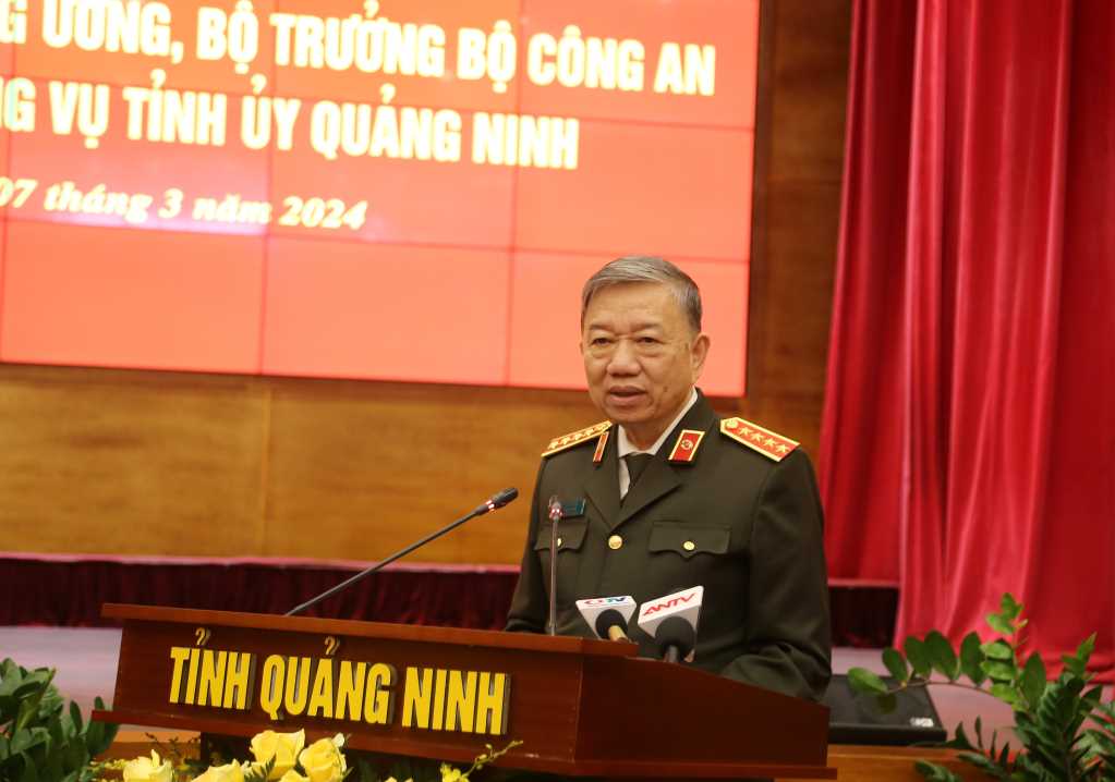 Bộ trưởng T&ocirc; L&acirc;m: Tăng 1.000 bi&ecirc;n chế cho C&ocirc;ng an tỉnh Quảng Ninh- Ảnh 2.