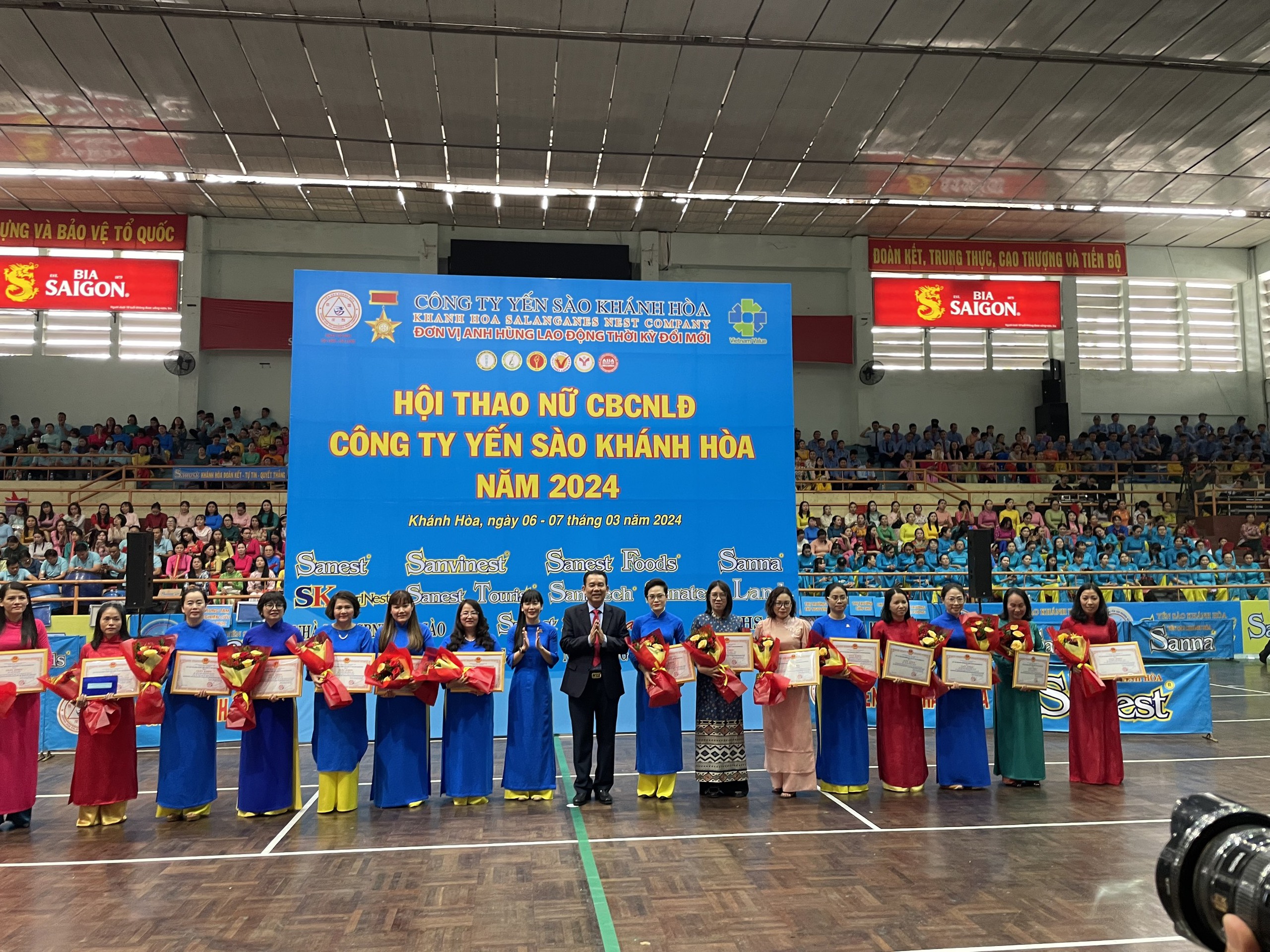 S&ocirc;i nổi hội thao nữ Yến s&agrave;o Kh&aacute;nh H&ograve;a- Ảnh 6.