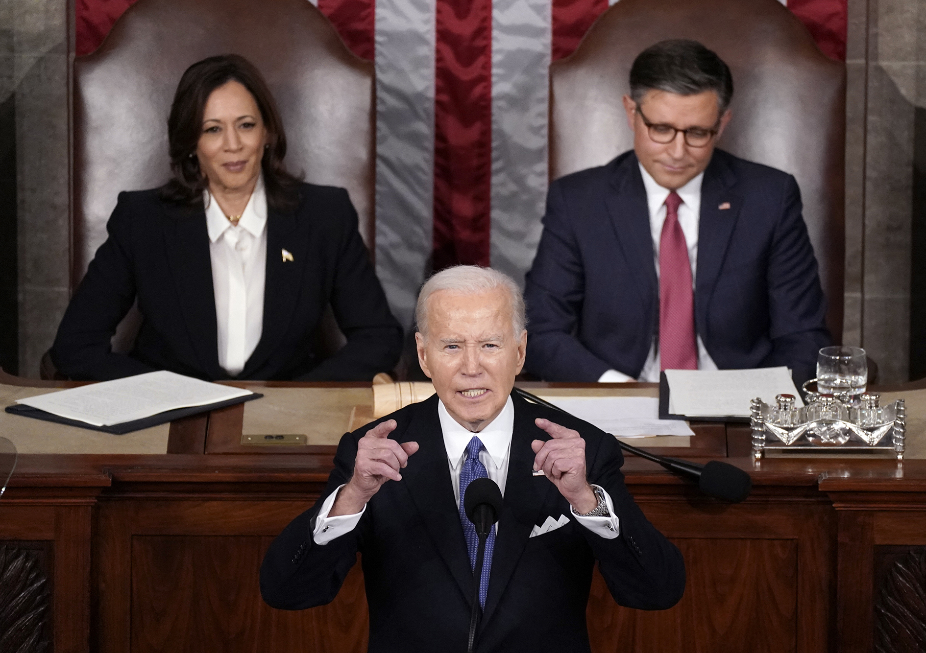 Tổng thống Mỹ Joe Biden đọc Th&ocirc;ng điệp li&ecirc;n bang trước lưỡng viện quốc hội ng&agrave;y 7-3Ảnh: Reuters