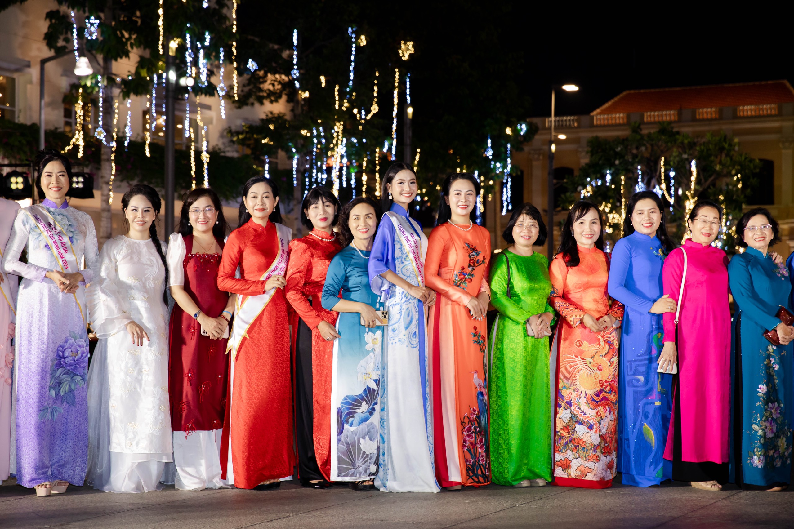 Hoa hậu Nguyễn Thanh H&agrave; tự tin nhất l&agrave; khi diện &aacute;o d&agrave;i- Ảnh 3.