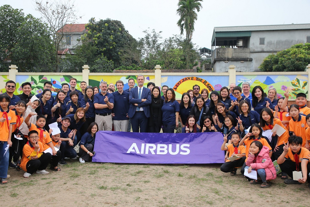 Airbus x&acirc;y thư viện v&agrave; s&acirc;n chơi s&aacute;ng tạo tặng học sinh tiểu học- Ảnh 3.