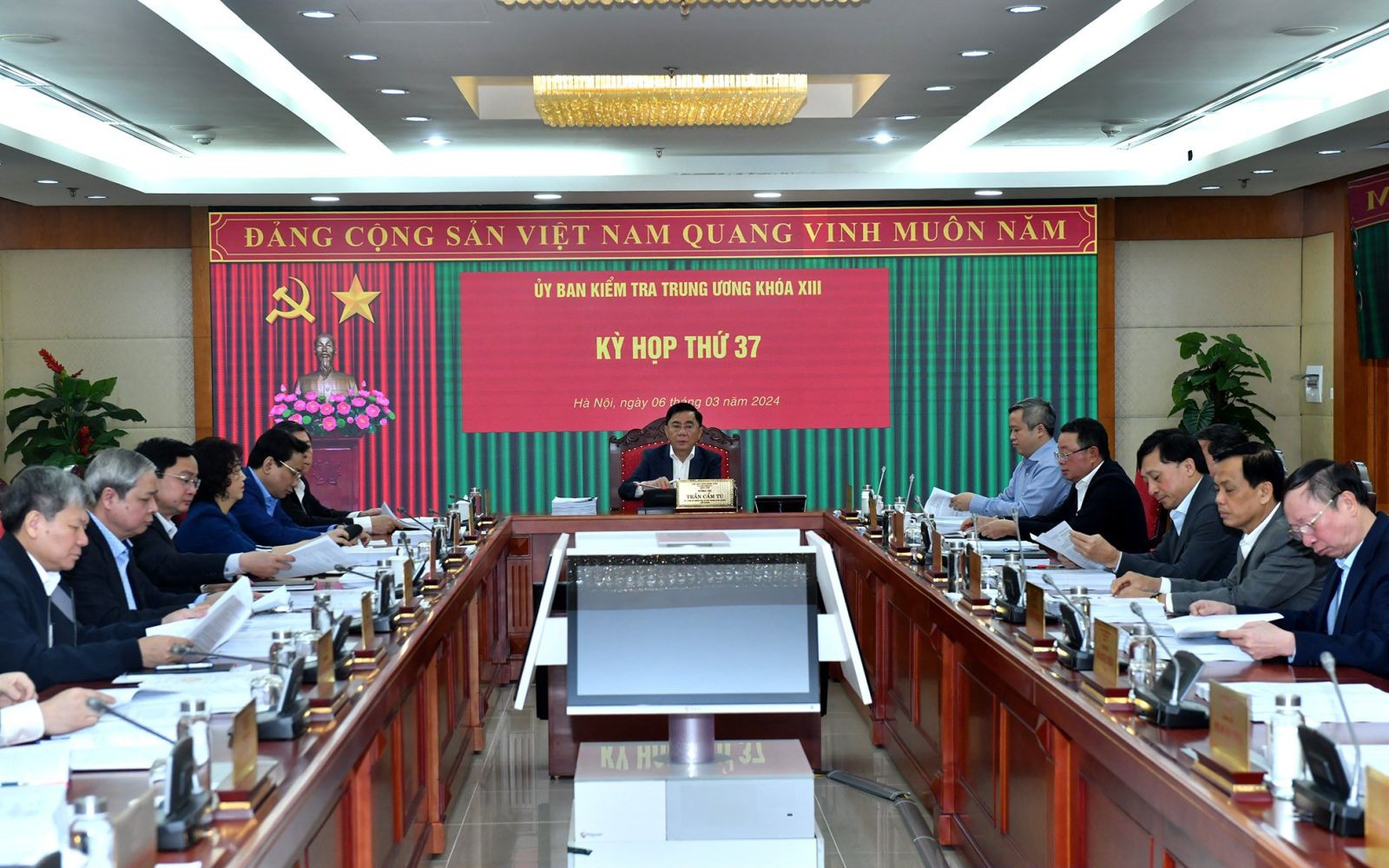 Liên quan AIC có trách nhiệm 2 nhiệm kỳ Bộ trưởng Bộ LĐ-TB-XH