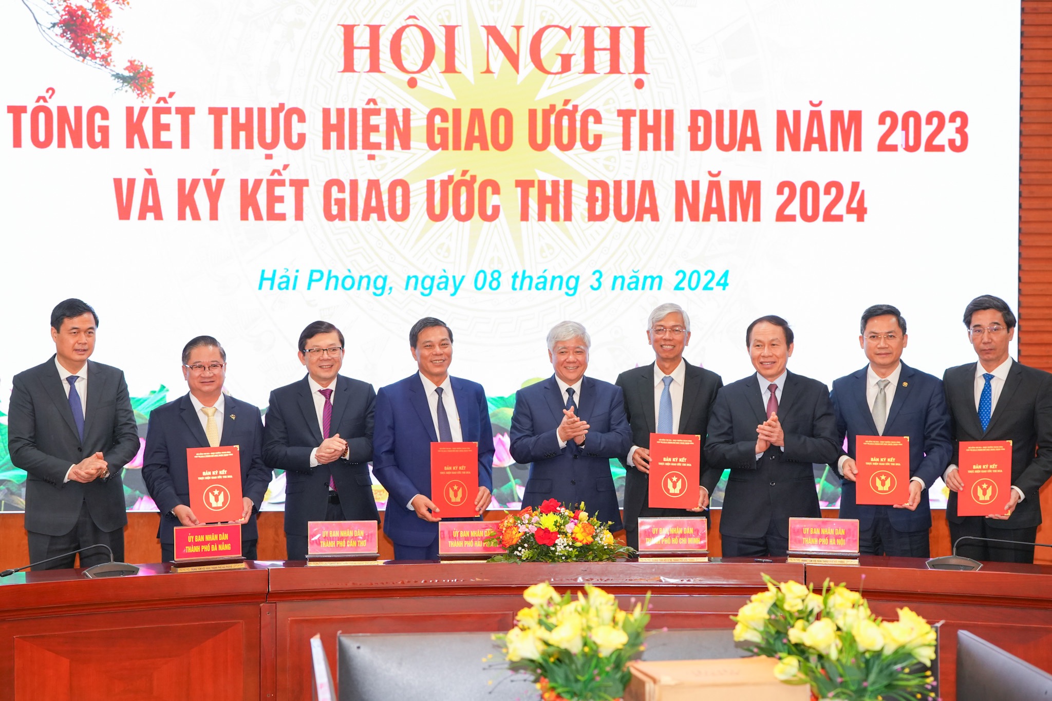 5 th&agrave;nh phố trực thuộc Trung ương tiếp tục đẩy mạnh phong tr&agrave;o thi đua y&ecirc;u nước- Ảnh 2.
