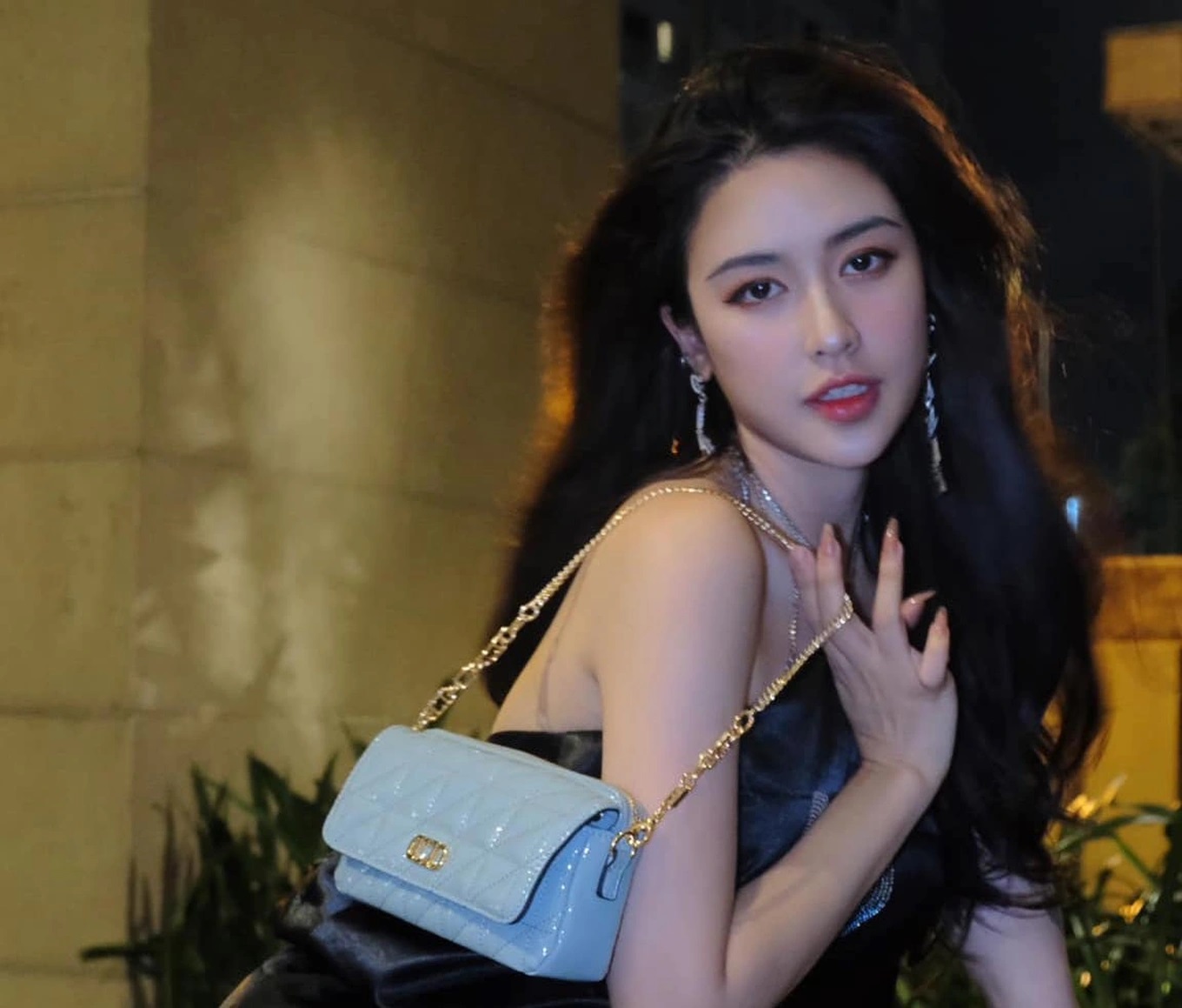 Diễn vi&ecirc;n Quy&ecirc;n Qui kh&ocirc;ng c&ograve;n d&aacute;m n&oacute;i chuyện t&igrave;nh y&ecirc;u 
- Ảnh 2.