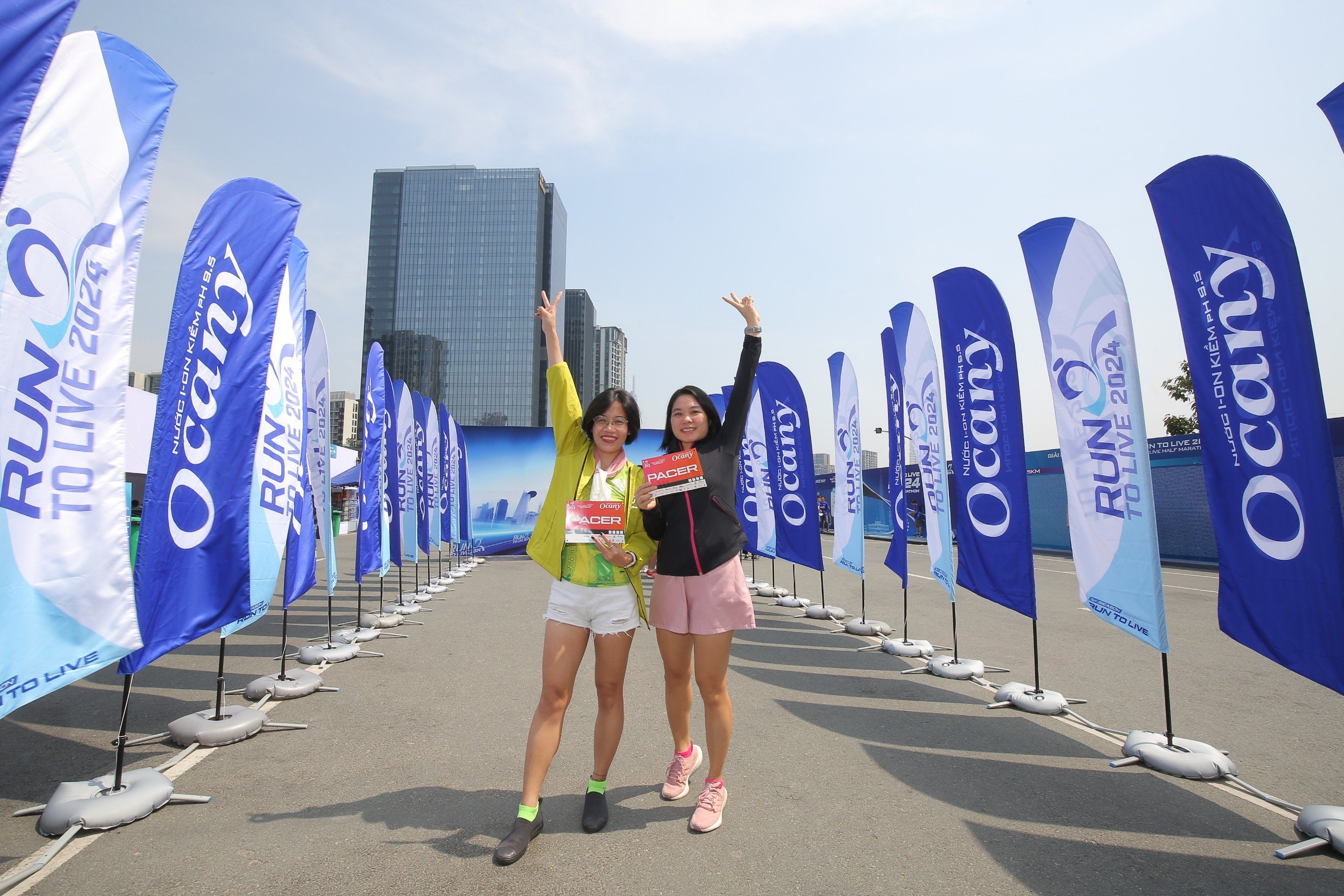 Gần 7.000 VĐV tham dự giải b&aacute;n marathon Run to Live 2024- Ảnh 4.