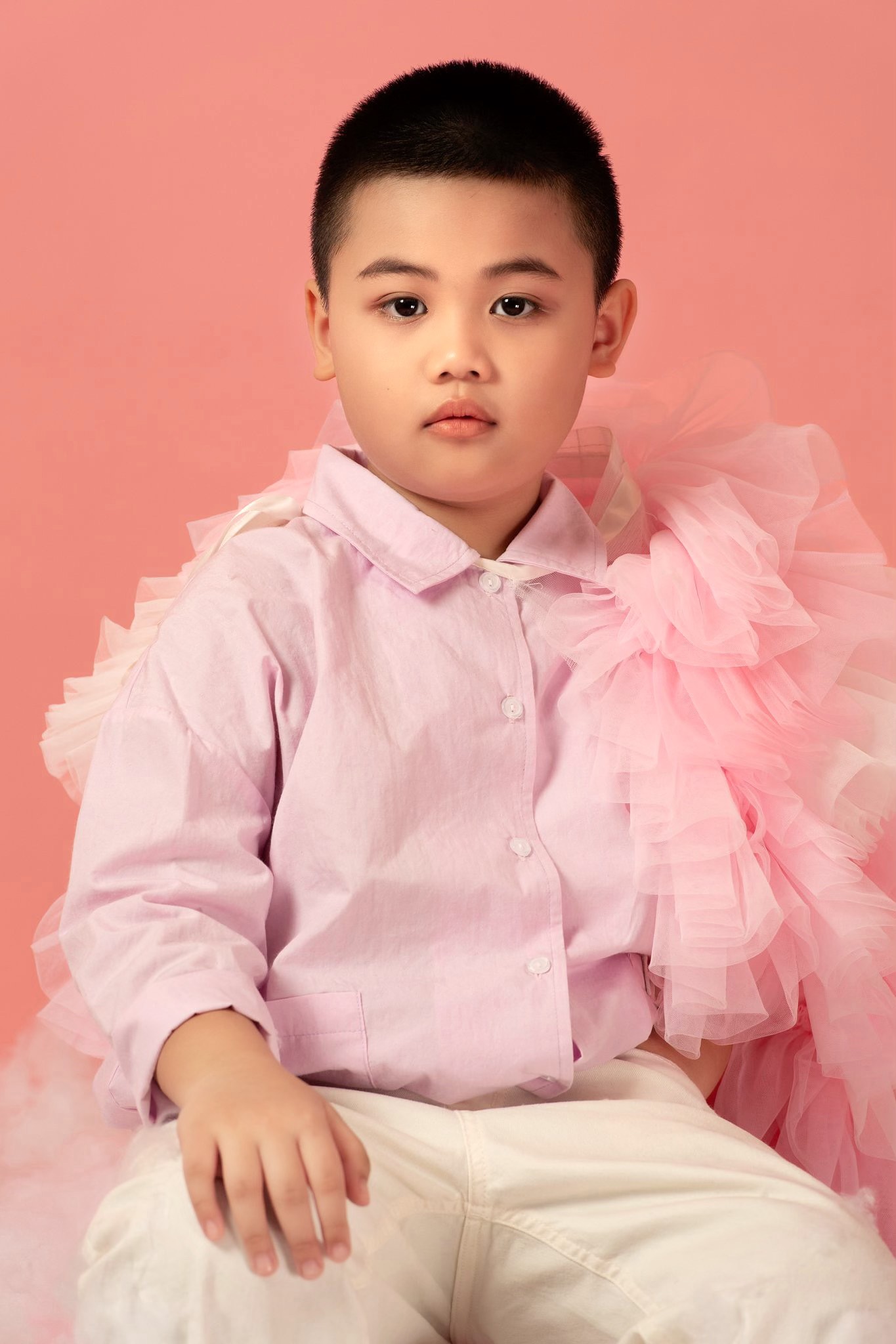 "Mẫu nh&iacute;" Ho&agrave;ng Long đ&aacute;ng y&ecirc;u trong loạt ảnh mới- Ảnh 3.