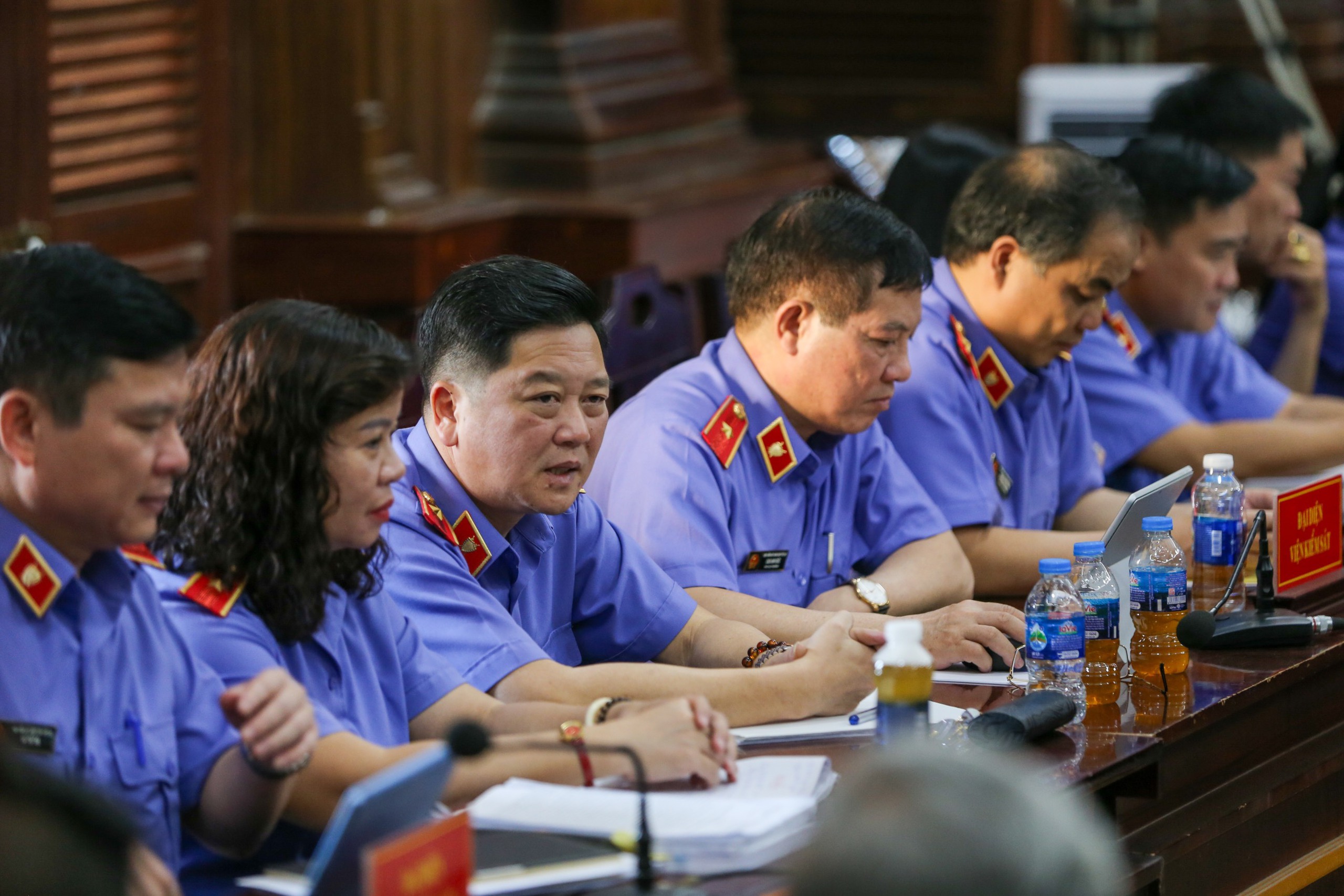 VKSND ph&acirc;n t&iacute;ch phương thức, thủ đoạn m&agrave; b&agrave; Trương Mỹ Lan  d&ugrave;ng để chiếm đoạt tiền của SCB- Ảnh 2.