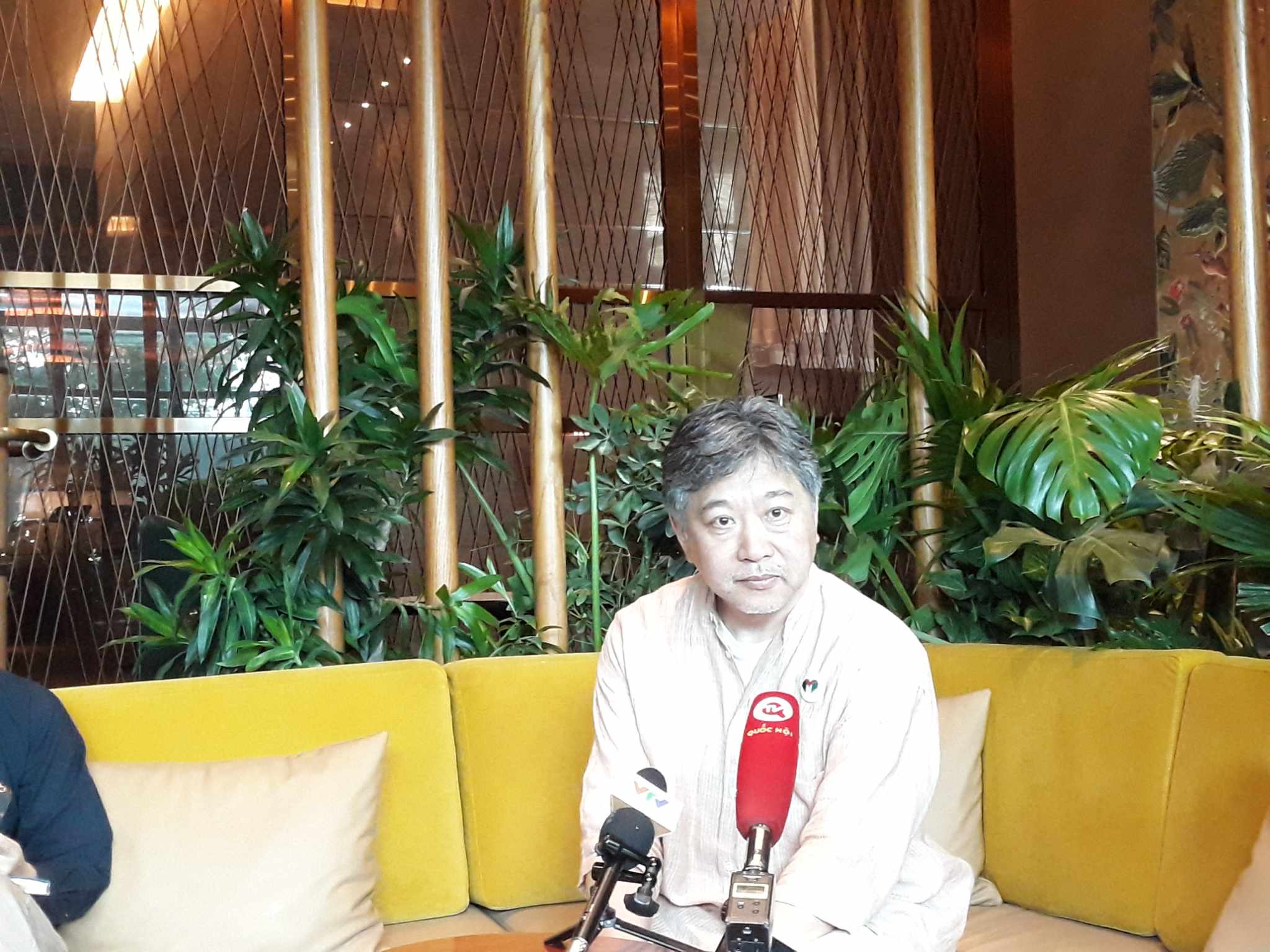 "Bảo vật điện ảnh" Nhật Bản: "Cơm Việt Nam rất ngon!"- Ảnh 2.