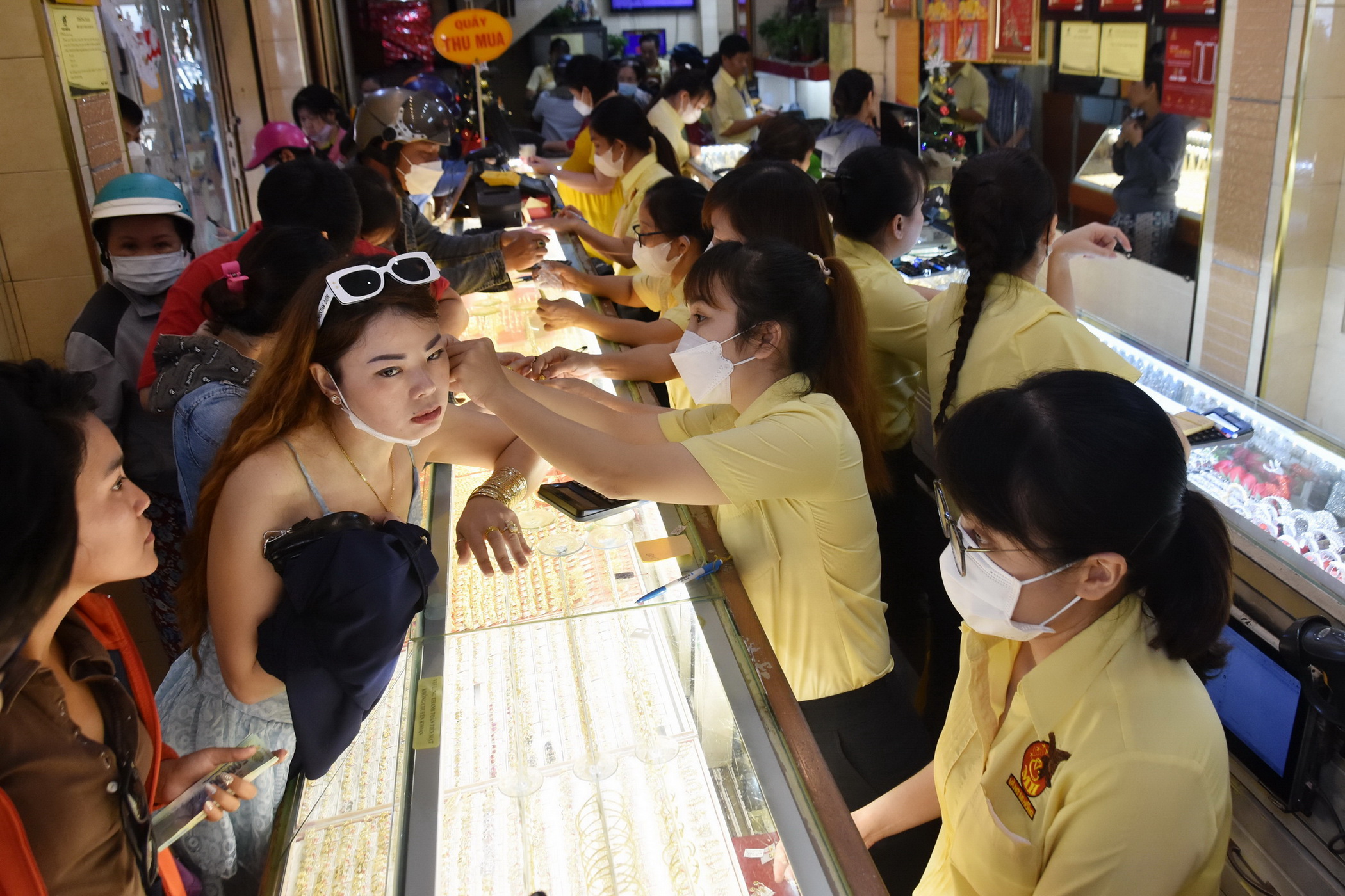 Giá vàng hôm nay, 11-4: Rơi thẳng đứng khi lạm phát tại Mỹ nóng lên- Ảnh 1.