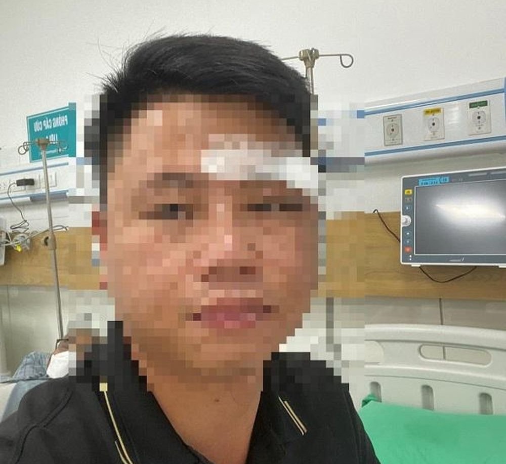 Một luật sư bị nh&oacute;m đối tượng h&agrave;nh hung tại Đ&agrave; Nẵng- Ảnh 1.