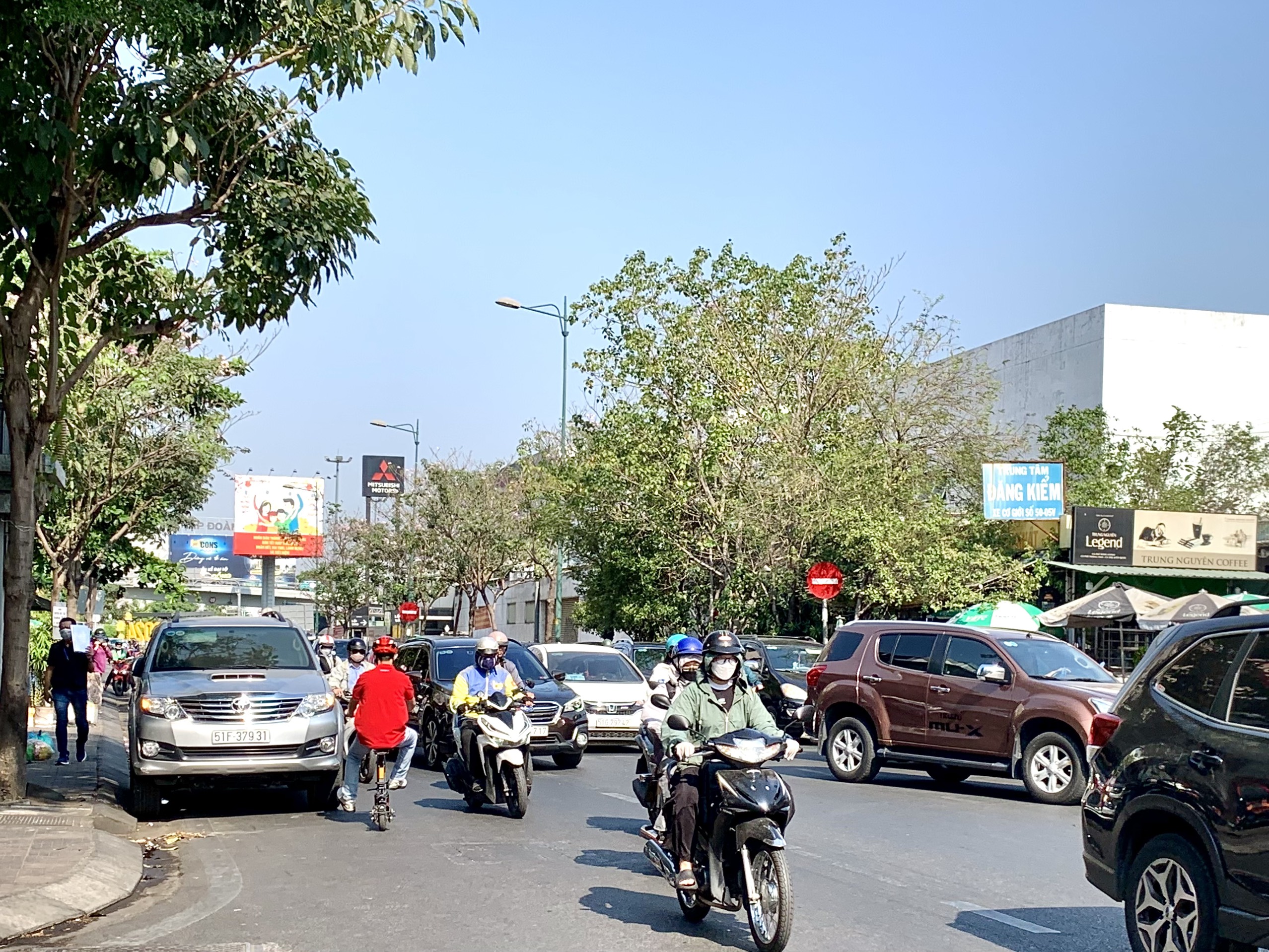 Ngao ng&aacute;n h&igrave;nh ảnh nhiều tuyến đường quanh s&acirc;n bay T&acirc;n Sơn Nhất- Ảnh 10.