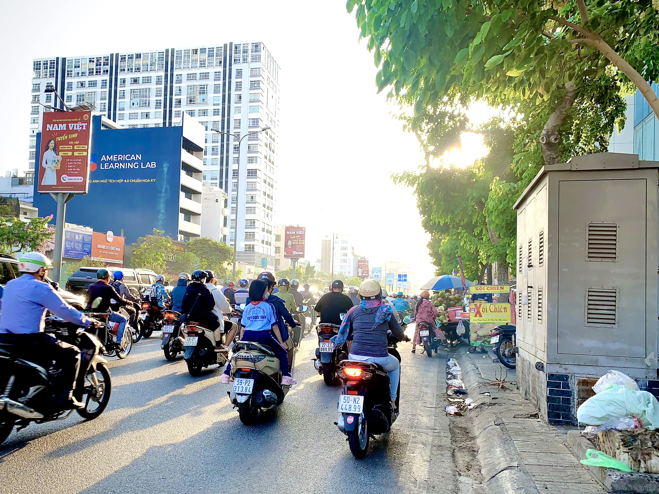 Ngao ng&aacute;n h&igrave;nh ảnh nhiều tuyến đường quanh s&acirc;n bay T&acirc;n Sơn Nhất- Ảnh 4.