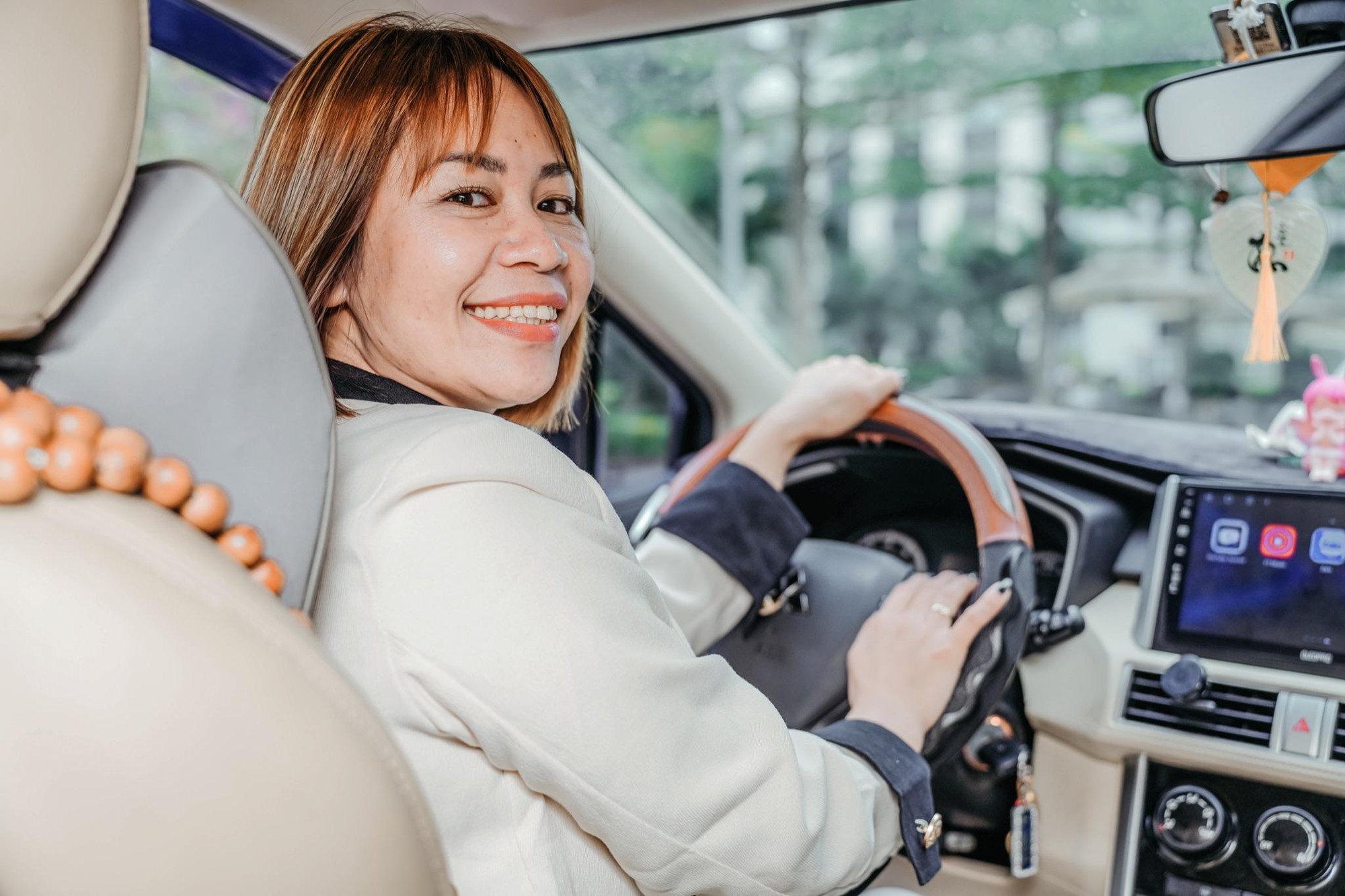 Chạy xe công nghệ: phụ nữ cũng hoàn toàn có thể- Ảnh 2.