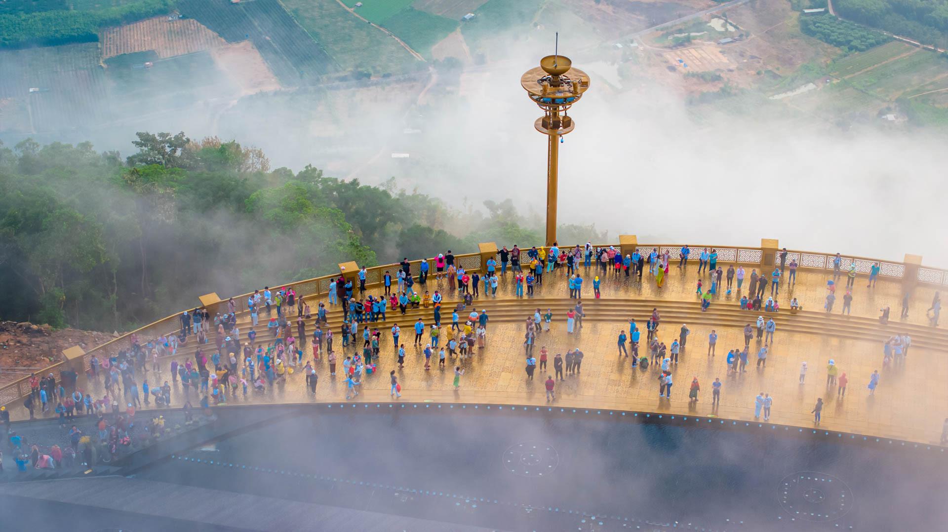 &ldquo;Cực phẩm&rdquo; m&acirc;y khiến d&acirc;n t&igrave;nh sốt rần rần tại n&uacute;i B&agrave; Đen, T&acirc;y Ninh- Ảnh 5.