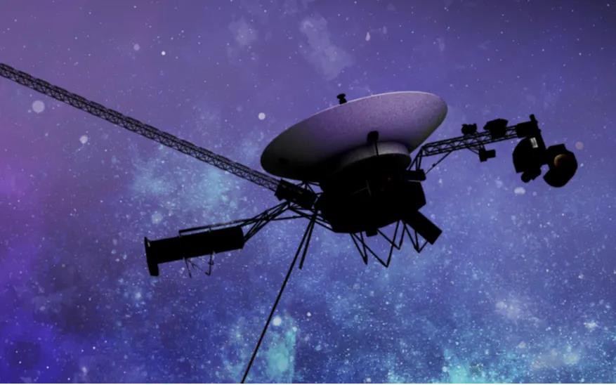 Ra khỏi hệ Mặt Trời, tàu NASA gửi về thông điệp khó hiểu