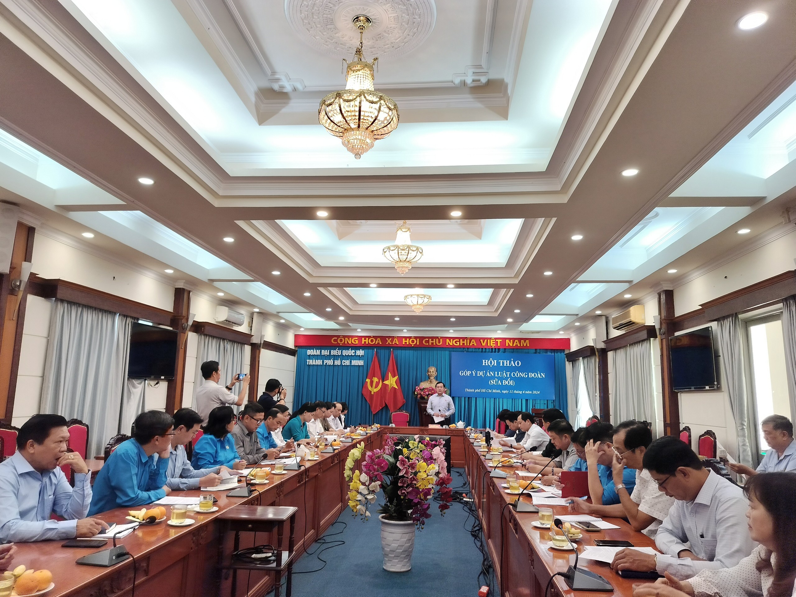 Đảm bảo nguồn quỹ bảo vệ người lao động khi c&oacute; thi&ecirc;n tai, địch họa- Ảnh 1.