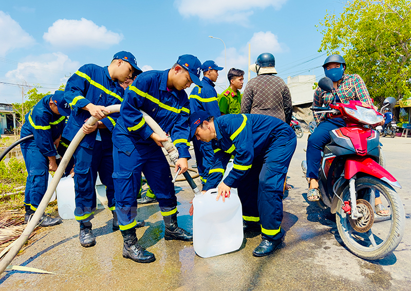 H&igrave;nh ảnh đẹp, x&uacute;c động giữa m&ugrave;a hạn, mặn ở miền T&acirc;y- Ảnh 5.