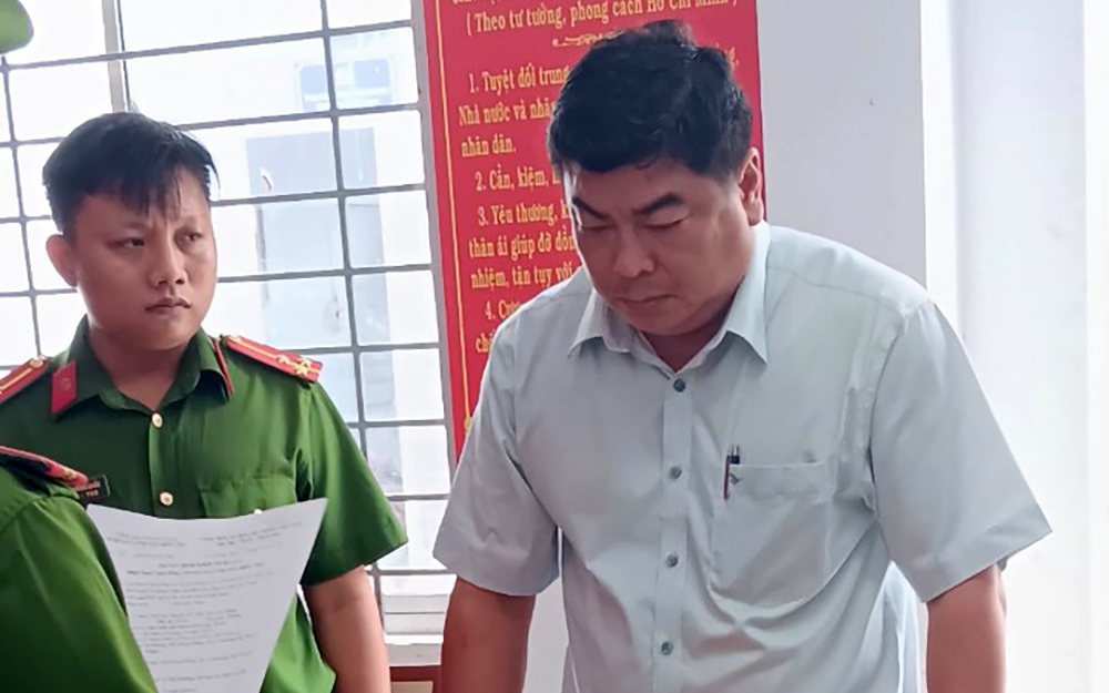 Bắt Phó Chủ tịch UBND TP Long Xuyên