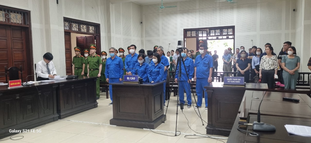 Bị cáo Đỗ Hữu Ca bị tuyên án 10 năm tù- Ảnh 4.