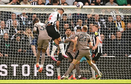 Thua thảm Newcastle, Tottenham văng khỏi Top 4 Ngoại hạng- Ảnh 7.