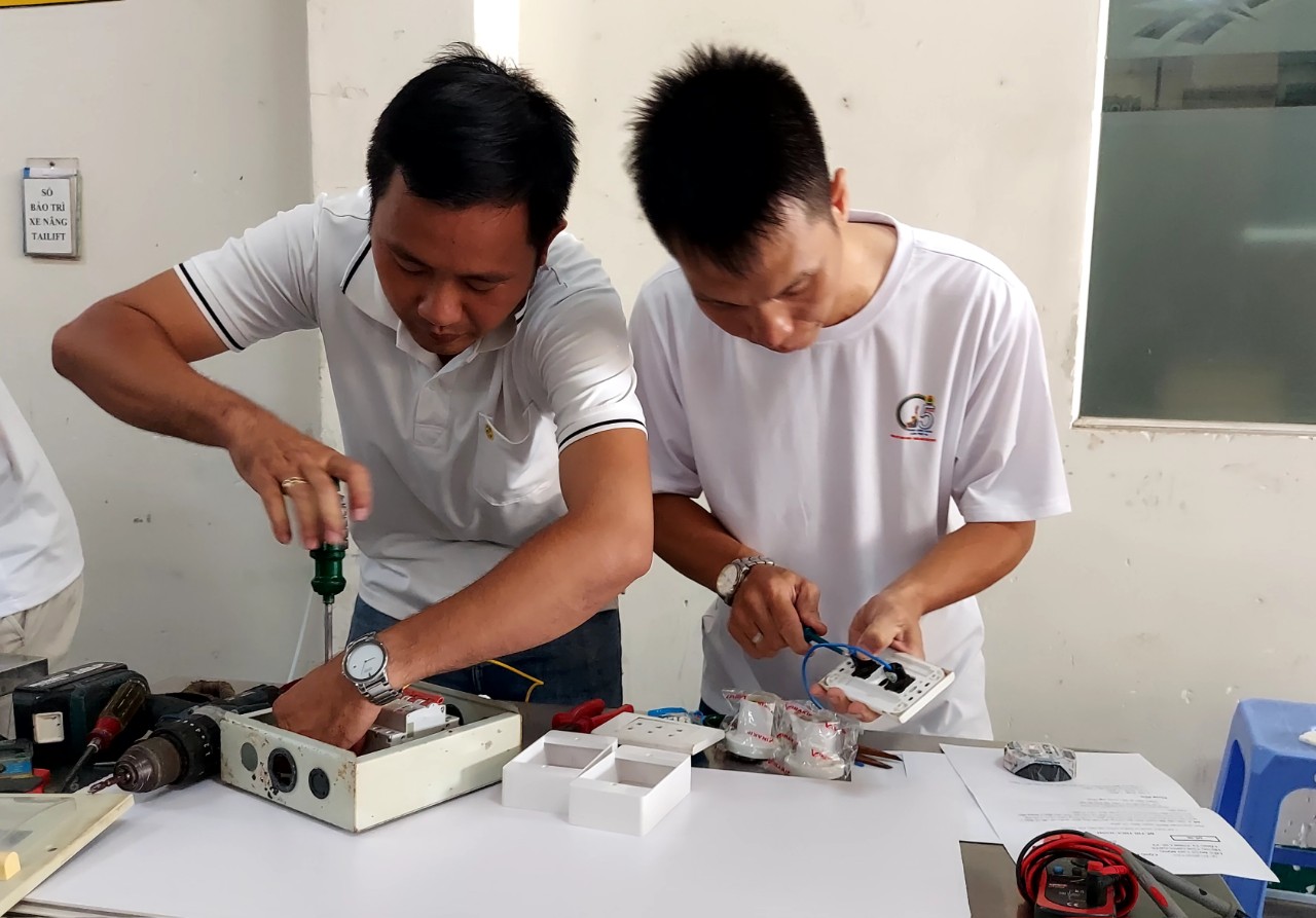 B&aacute;o Người Lao động v&agrave; LĐLĐ quận B&igrave;nh T&acirc;n hợp t&aacute;c tuy&ecirc;n truyền, chăm lo cho CNVC-LĐ- Ảnh 7.