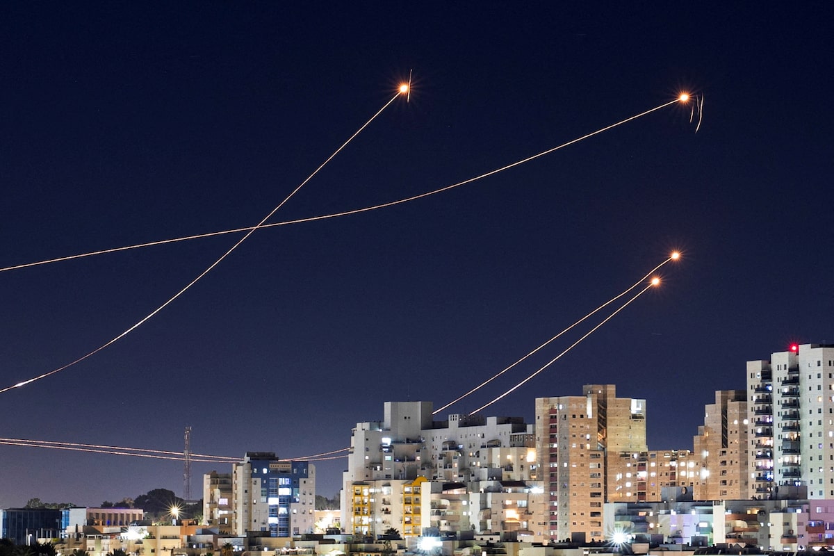 Vòm Sắt là một phần quan trọng trong hệ thống phòng không đa tầng của Israel. Ảnh: Reuters