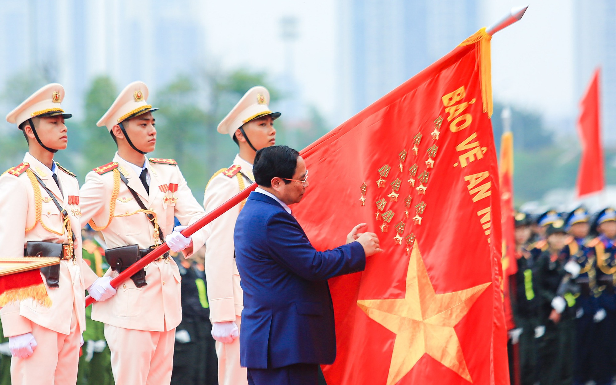 Lực lượng Cảnh sát Cơ động đón nhận danh hiệu Anh hùng lực lượng vũ trang nhân dân