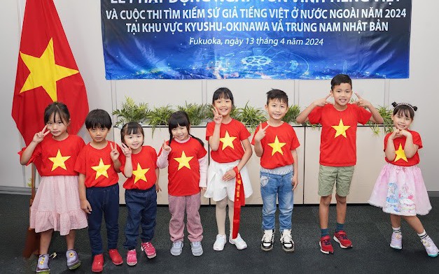 Phát động Ngày Tôn vinh tiếng Việt tại khu vực Kyushu, Okinawa và Nam Trung Nhật Bản