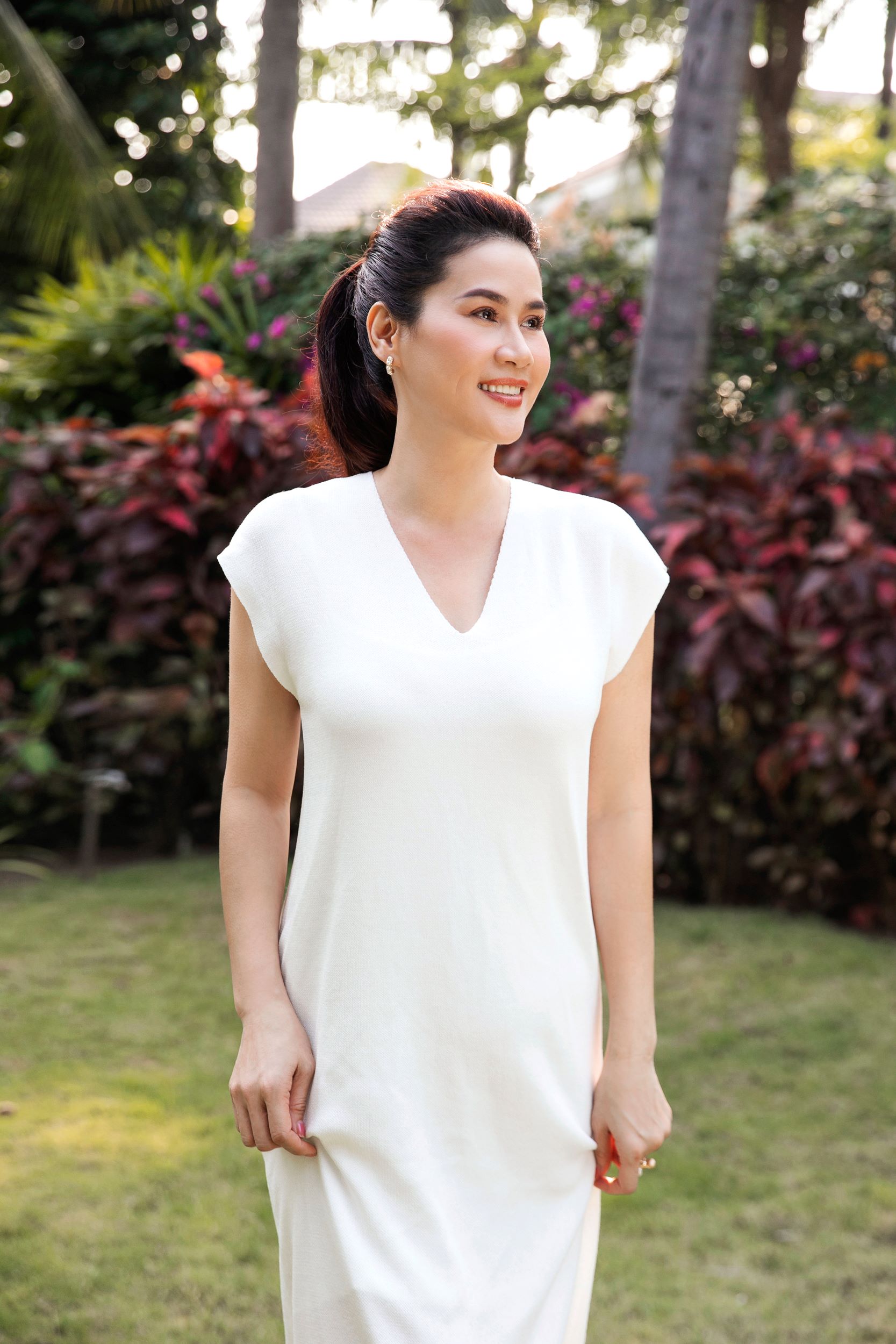 Vẻ đẹp rạng ngời của người đẹp U50 chuy&ecirc;n trị vai &aacute;c tr&ecirc;n m&agrave;n ảnh- Ảnh 3.