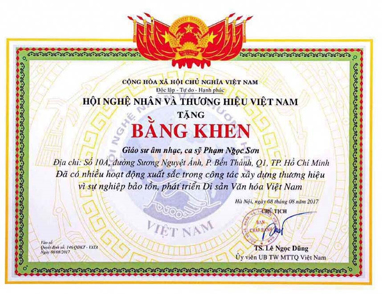 Ca sĩ Ngọc Sơn n&oacute;i về em trai v&agrave; kỷ niệm l&agrave;m nghề kh&ocirc;ng bao giờ qu&ecirc;n - Ảnh 4.