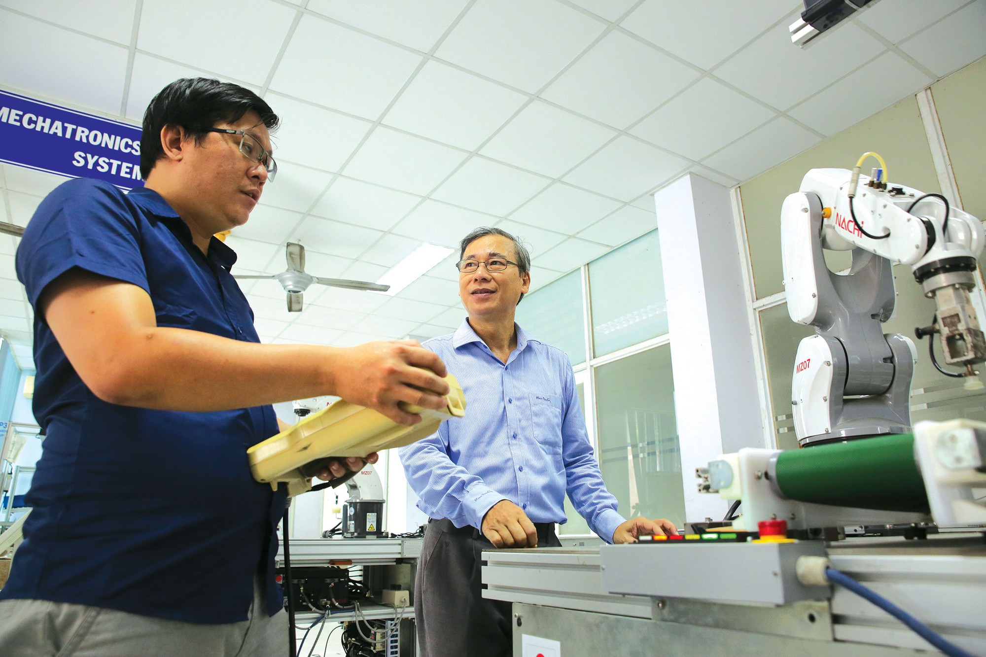 Chọn người t&agrave;i ở TP HCM: Kh&aacute;ch quan, ph&ugrave; hợp- Ảnh 2.